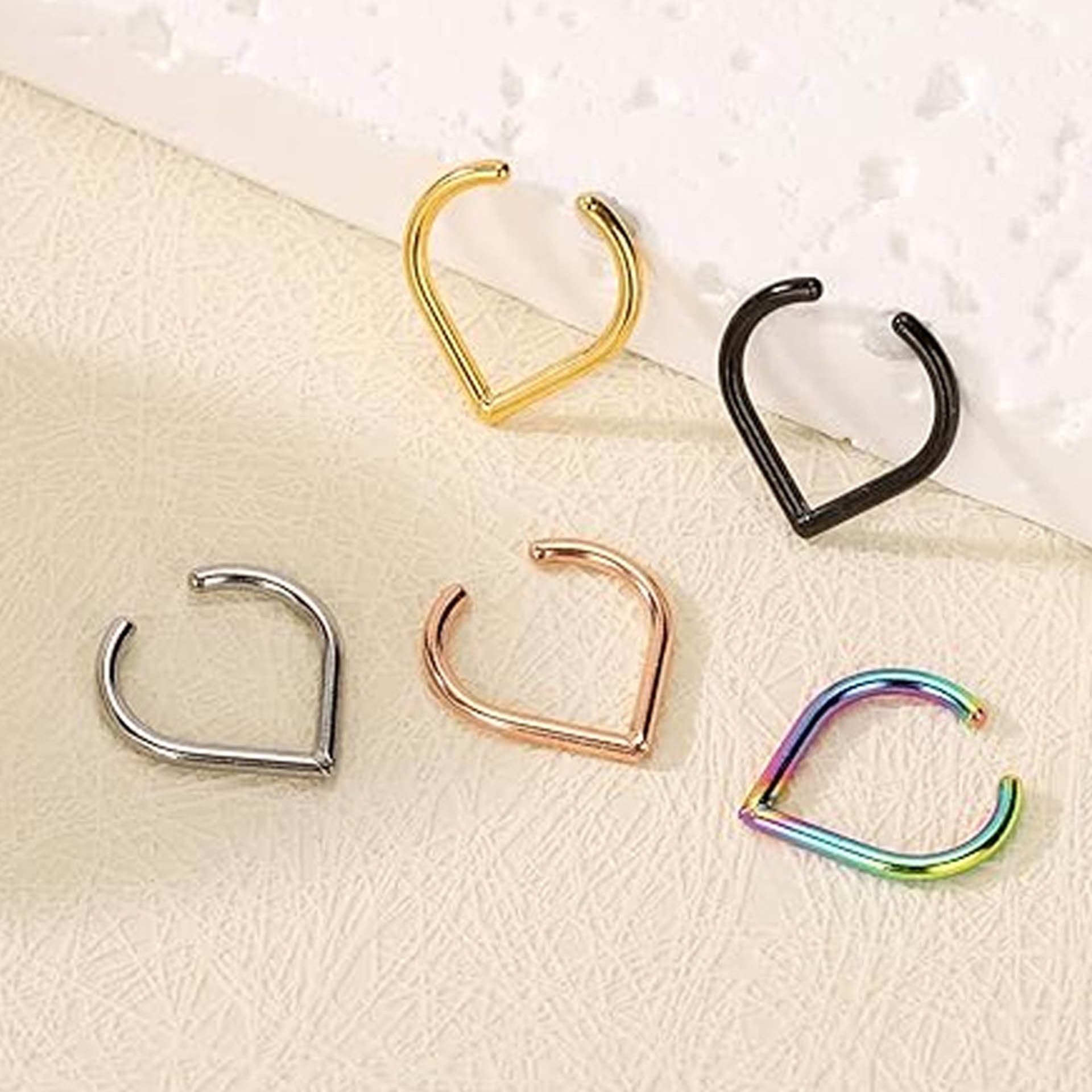 Lot de 5 faux anneaux de nez e - Body Jewelry Cartilage Earrings avis et prix